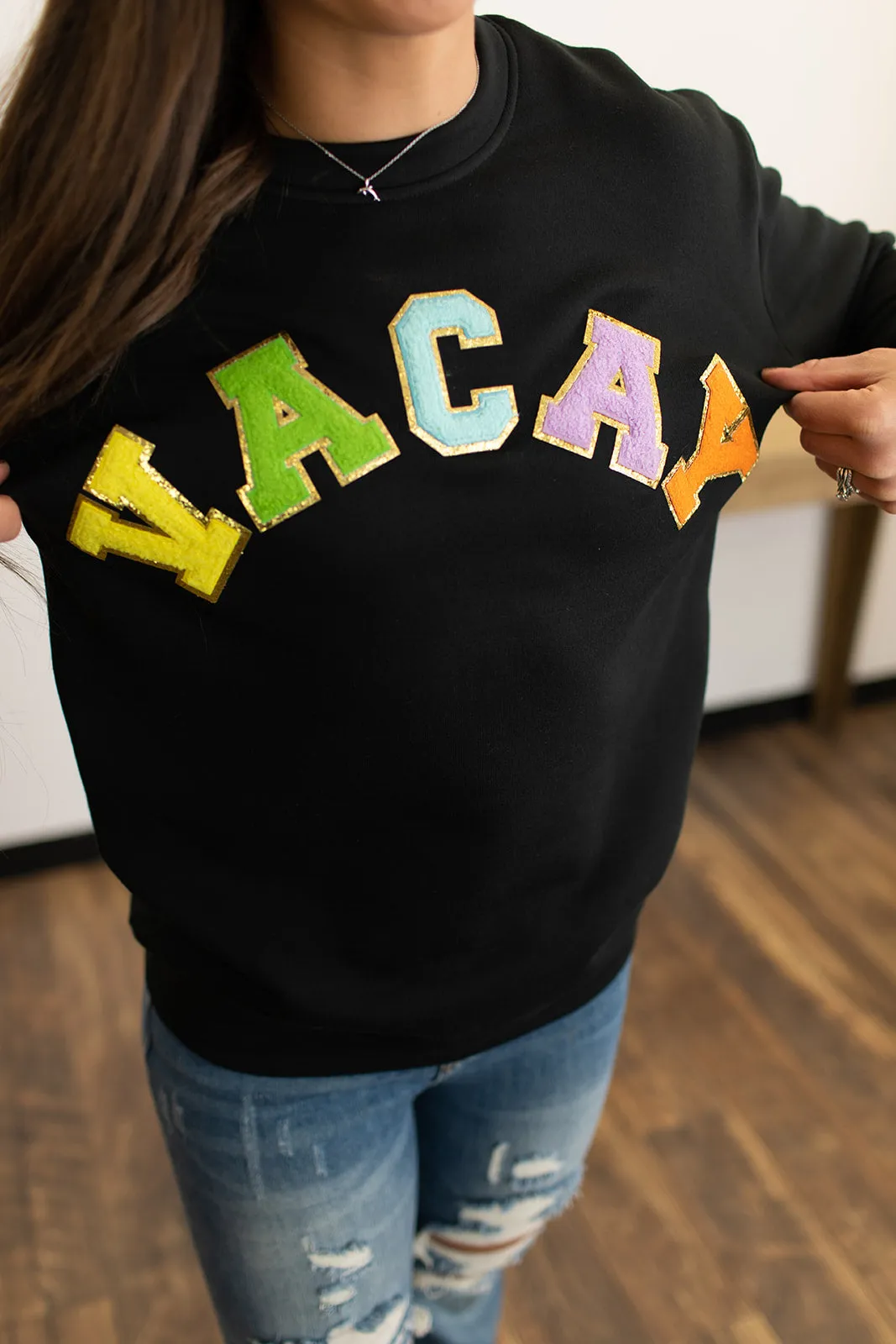 Black Vacay Patched Crewneck Sweatshirt (SM-2X)