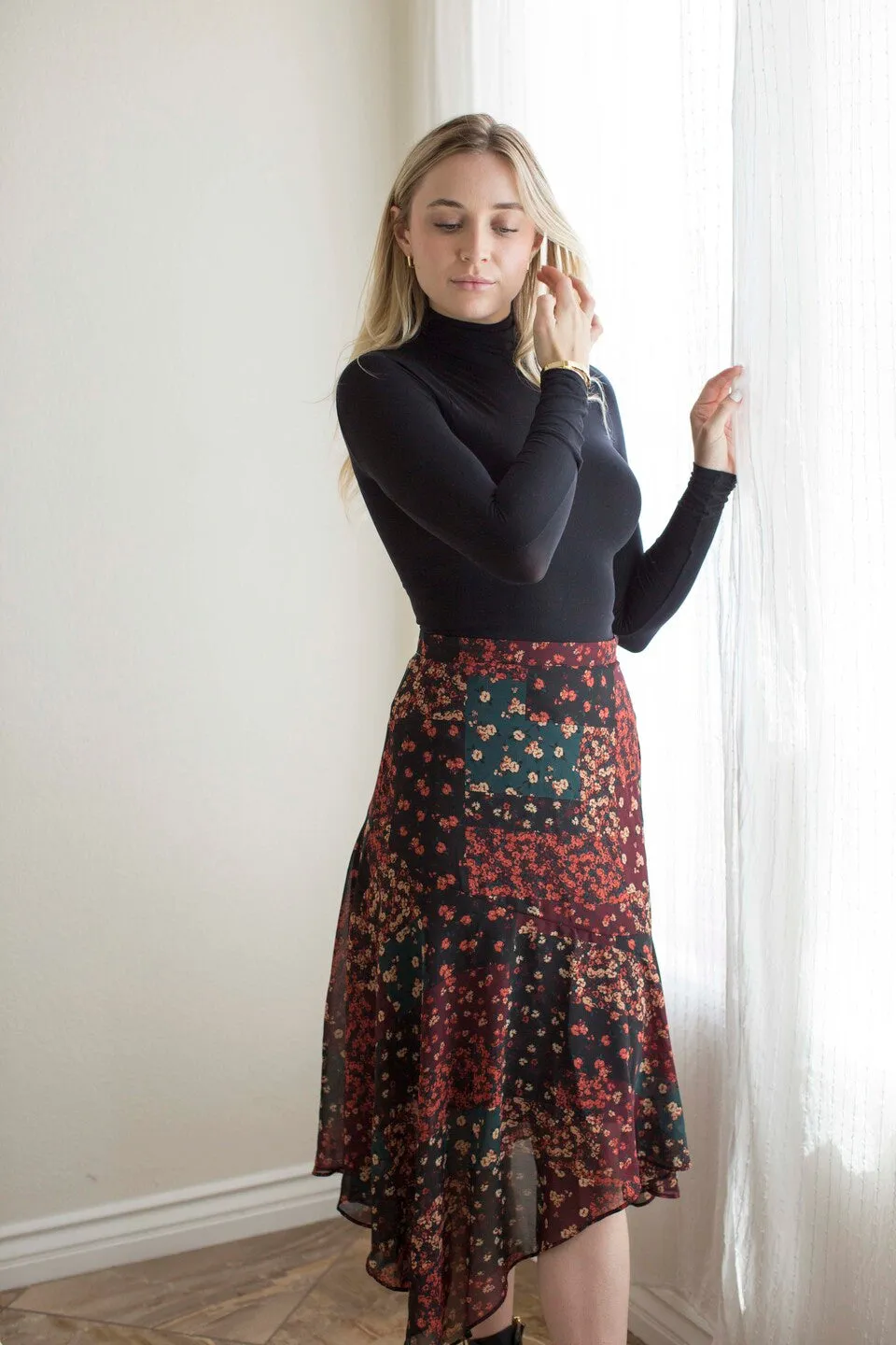 Kerchief Hem Skirt