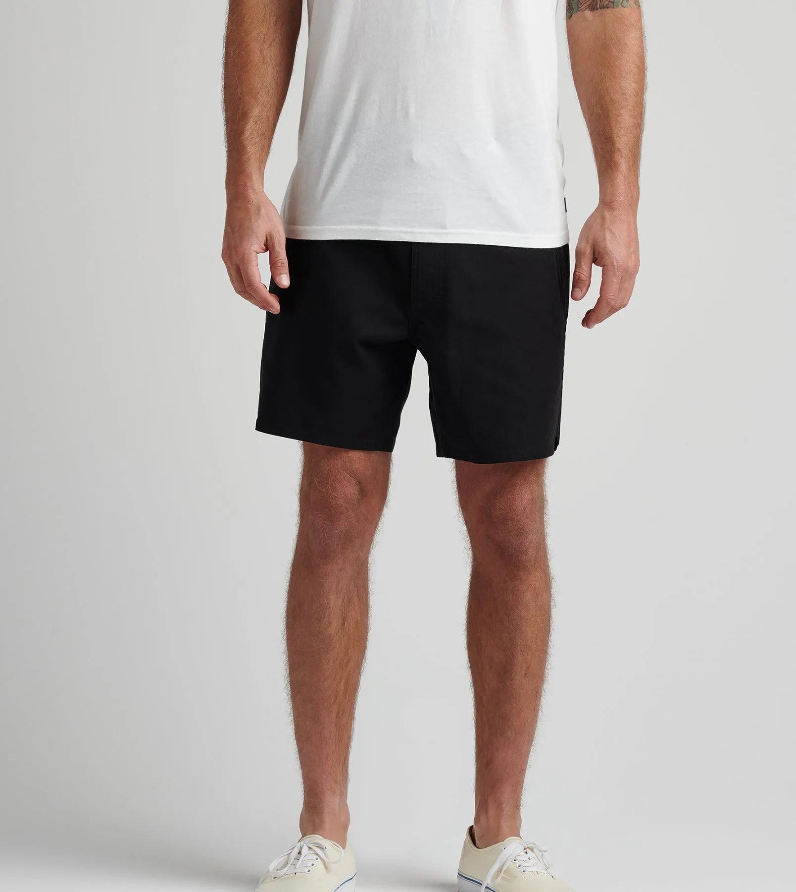 Layover Traveler Shorts 17"