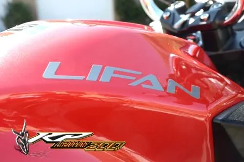 Lifan KP-200 Fuel-Injected Motorcycle - LF200-10R