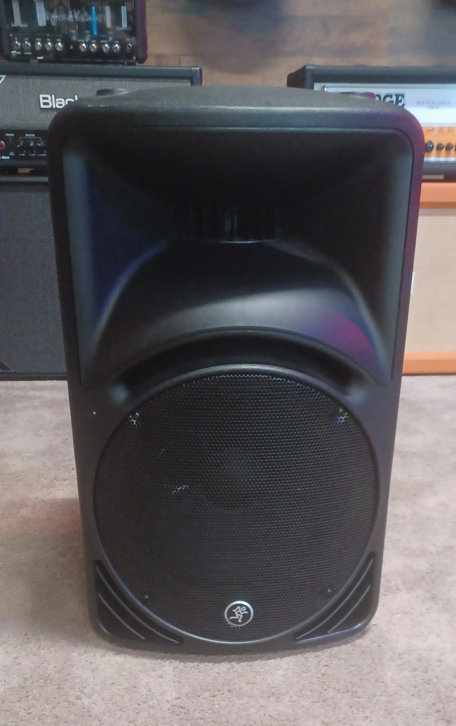 Mackie SRM450V3 High-Definition Portable Powered Loudspeaker 1000W - 12" (USED #1)