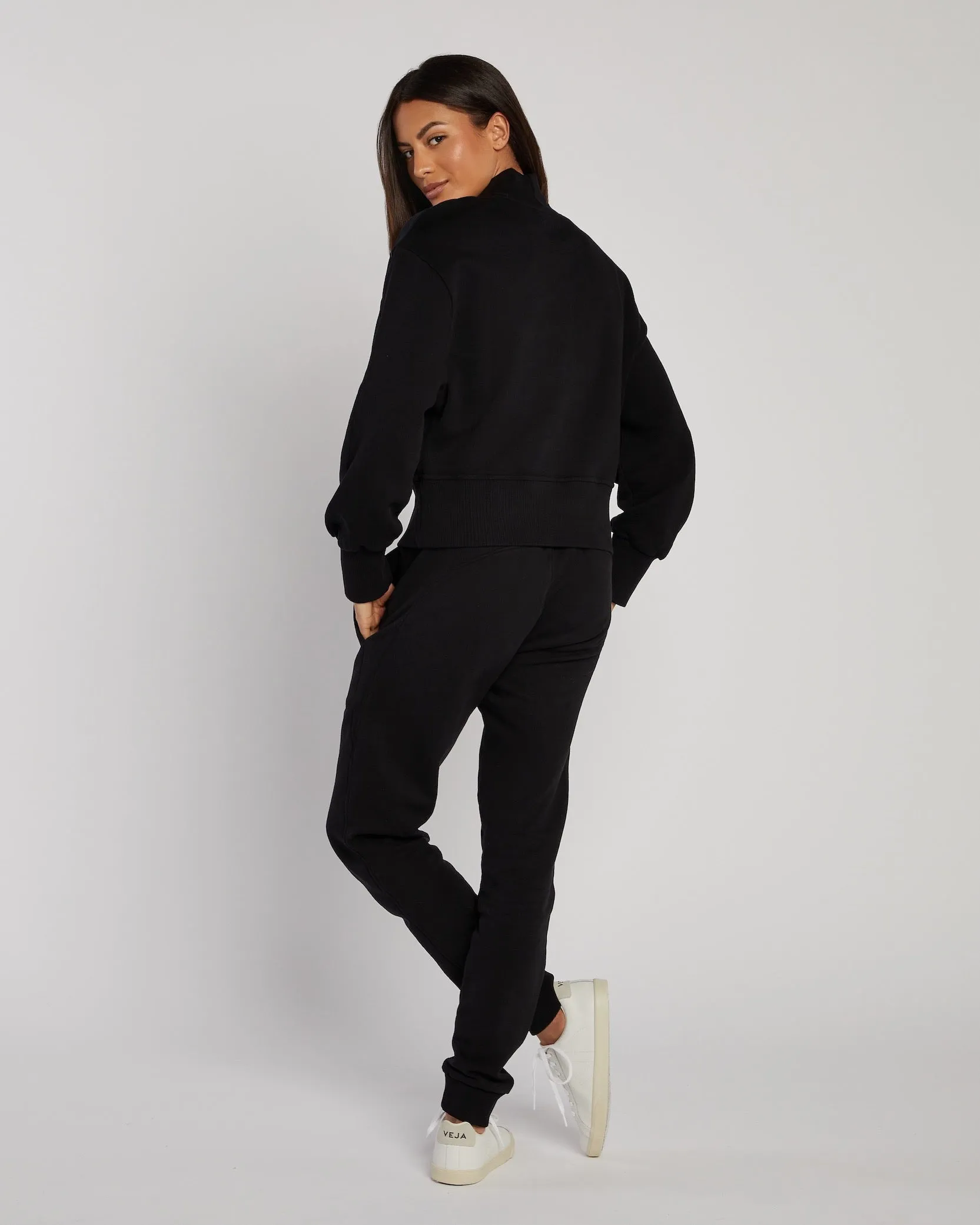 Mahany Crop Sweater - Black