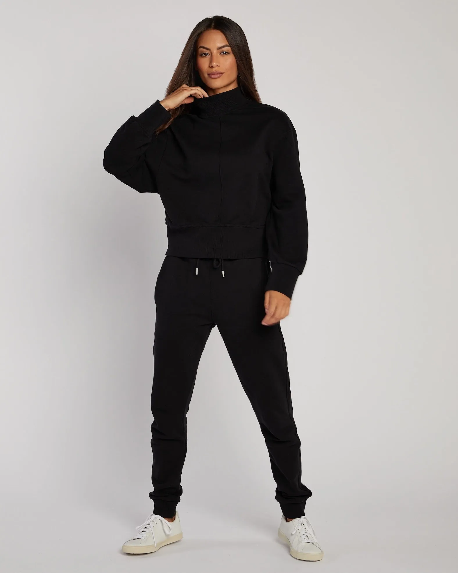 Mahany Crop Sweater - Black