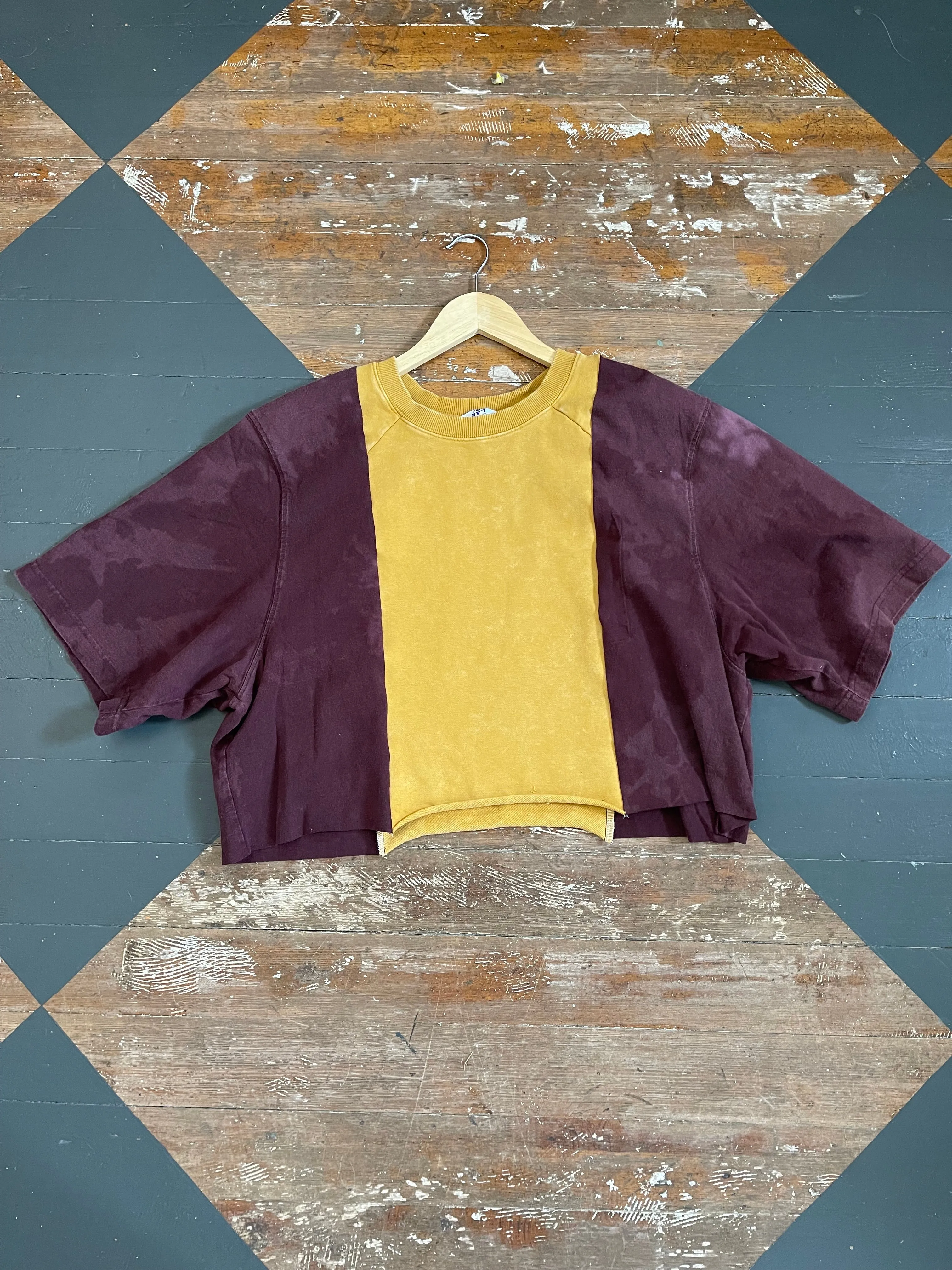 MASHUP MAROON CROP TEE - L