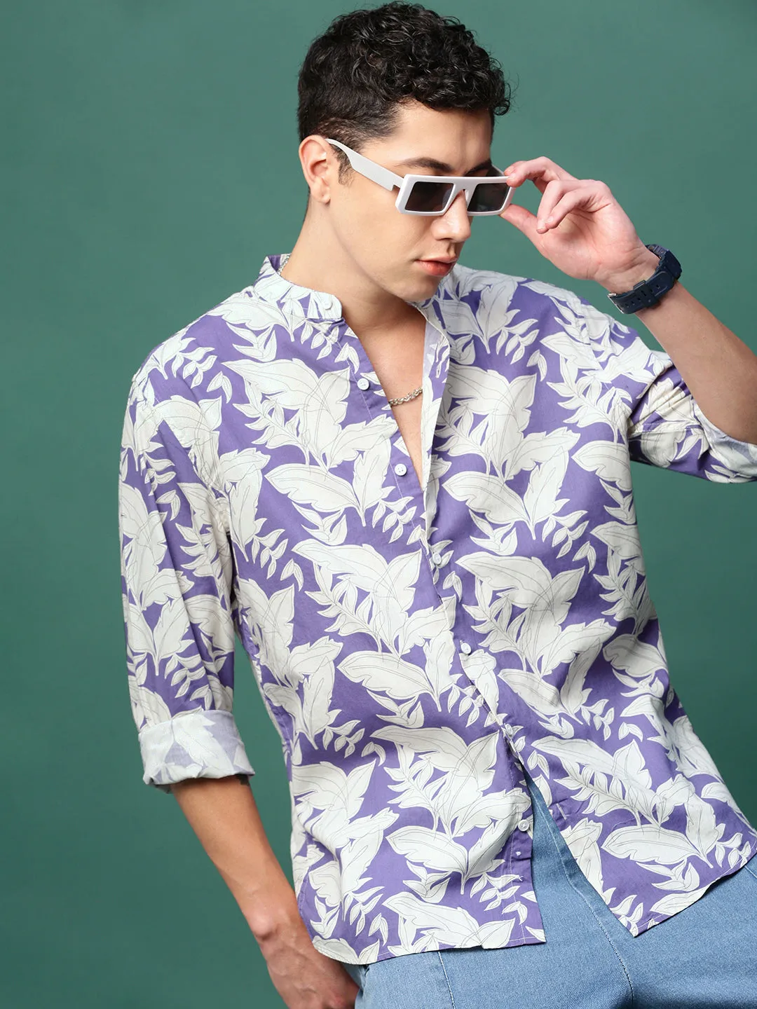 Men Violet Floral Slim Fit Shirt