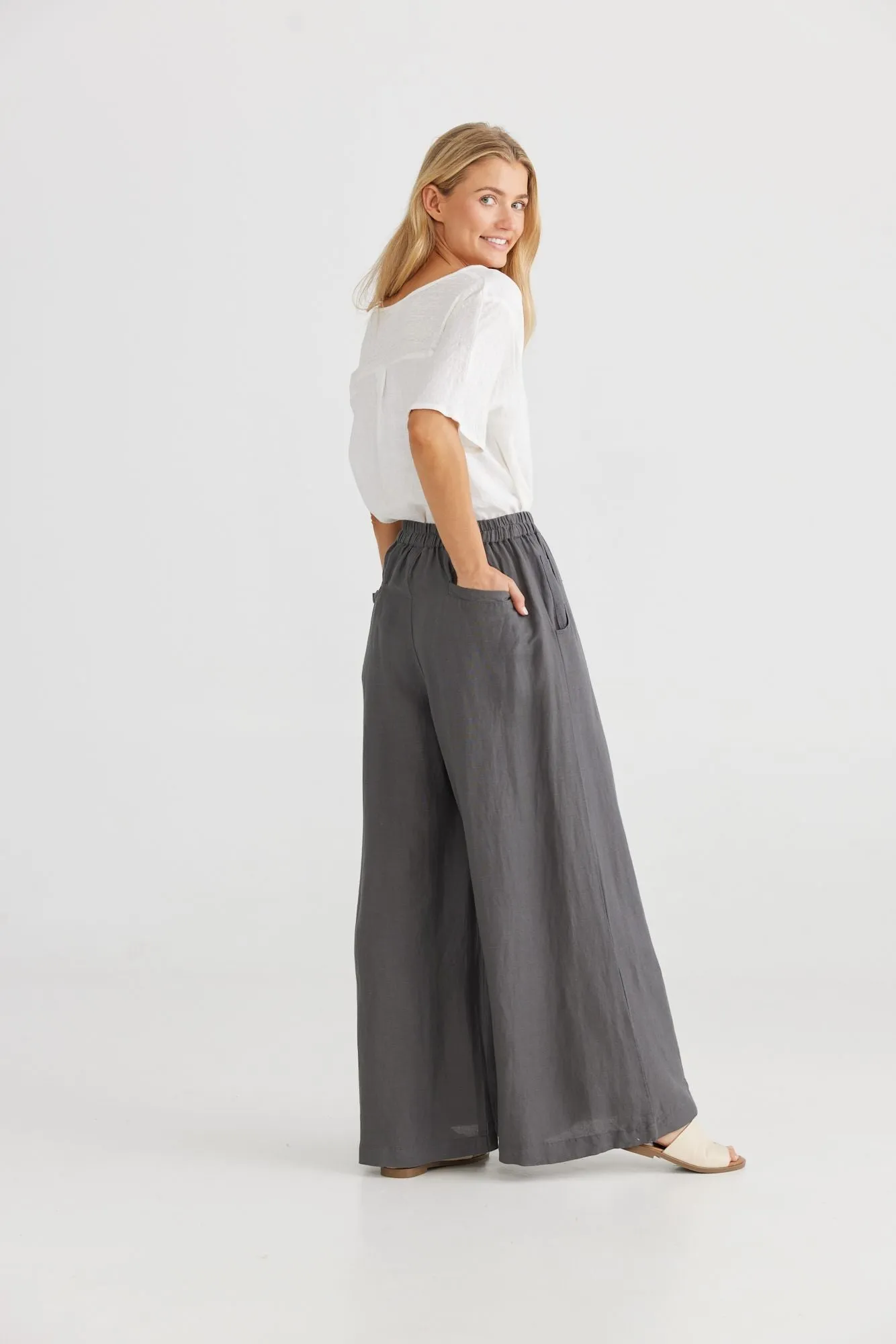 Positano Pants in Charcoal