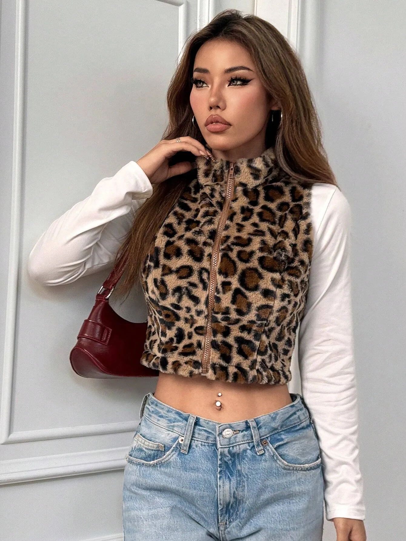 SHEIN EZwear Women's Casual Leopard Print Sleeveless Fluffy Cropped Jacket For Autumn/Winter