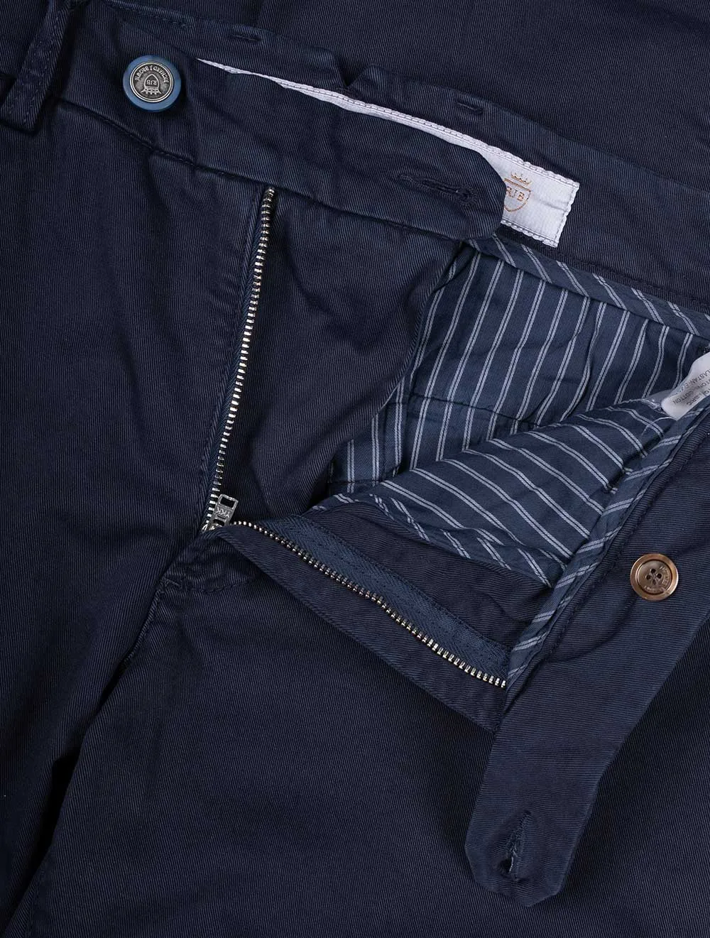 Singapore Icon Daily Comfort Chino Navy