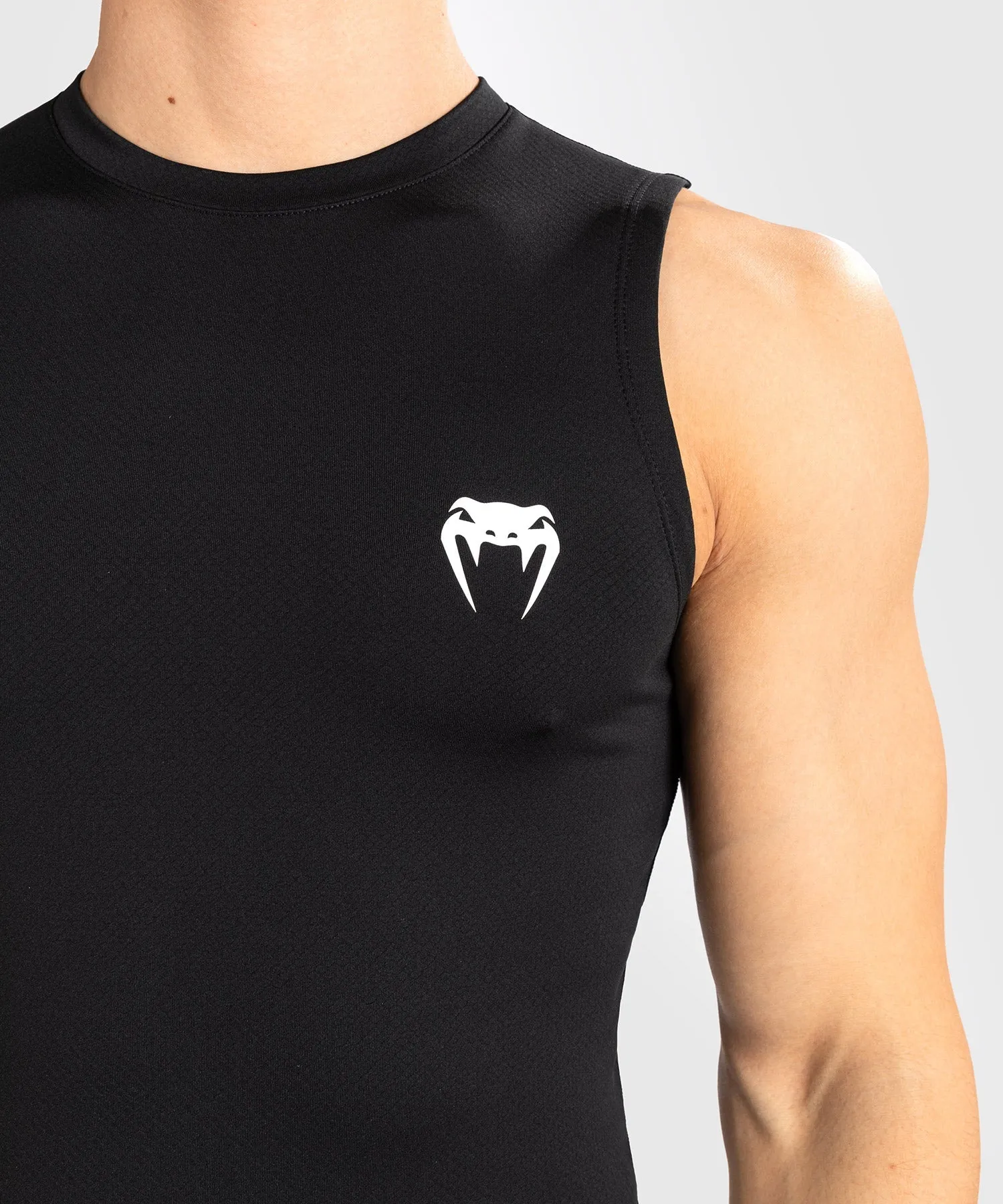 Venum Contender Men’s Sleeveless Rashguard - Black/White