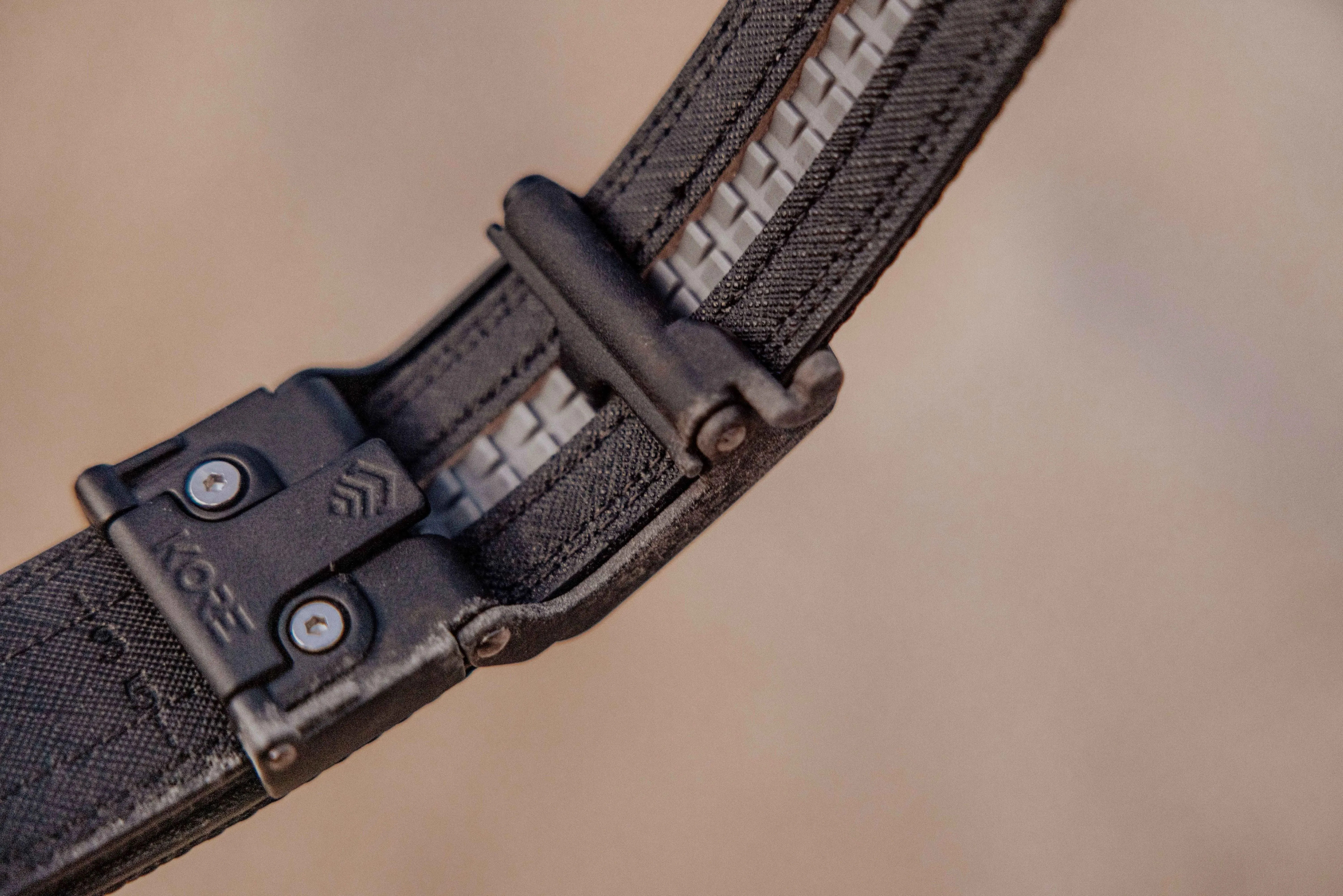 X6 BLACK BUCKLE | USA MADE TACTICAL GUN BELT 1.5"